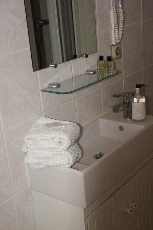 Hotel La Petite Cour Trouville-sur-Mer Pokoj fotografie